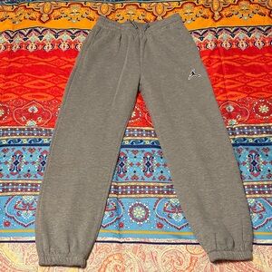 Boys Jordan Heather Gray Sweatpants